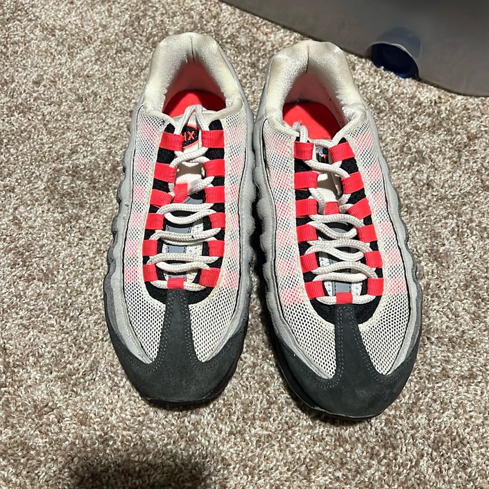 Classic Air Max 95 Size 5.5 (GS)